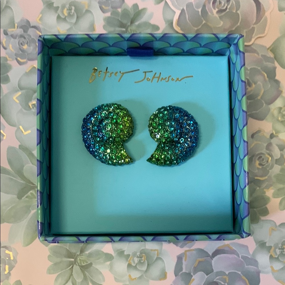Betsey Johnson Sea shell Green and Blue crystal Earrings